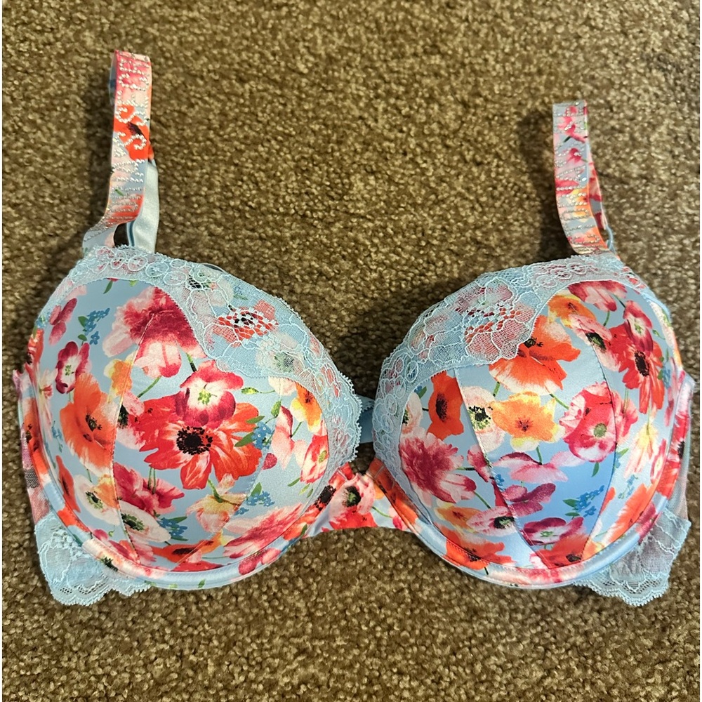 Victoria Secret - Very Sexy - Add 2 Cups Push-up Bra - 38C